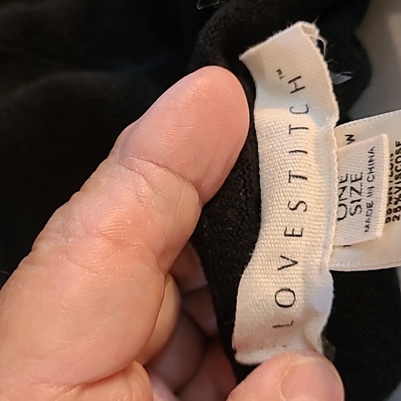 Lovestitch Cape/Poncho - Picture 6 of 7